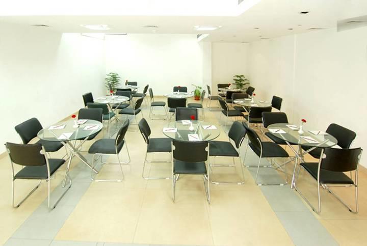 White Lotus Hotel Gurgaon Ngoại thất bức ảnh